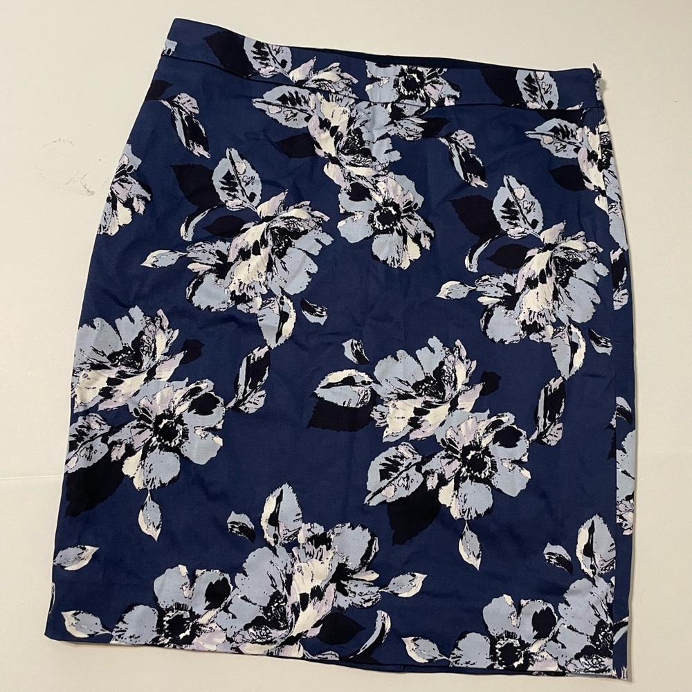 The Limited Pencil Skirt Women's 10 Multicolor Floral Zipper Pleated Regular Fit